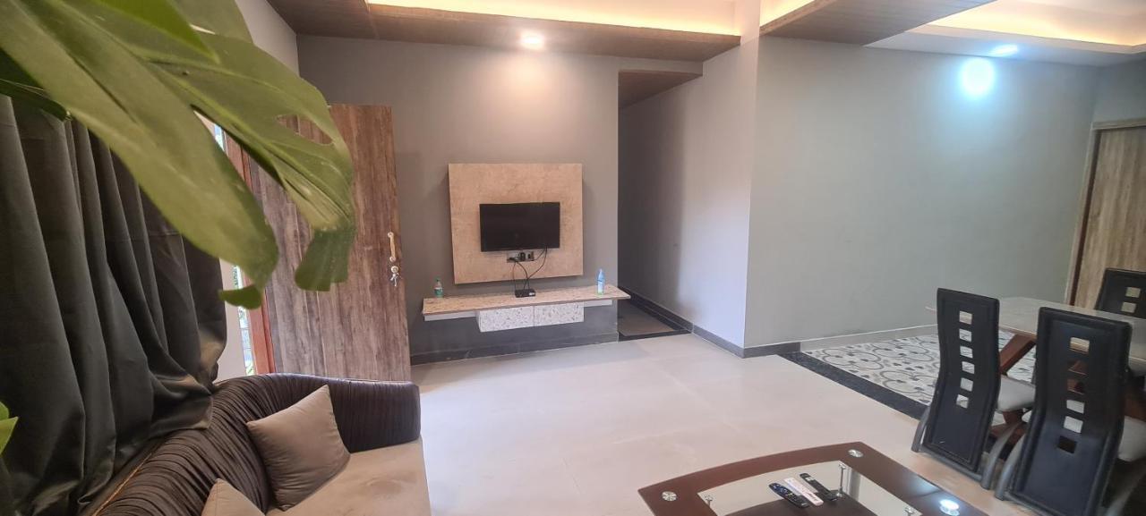 Rk Island View 3 Bedroom Apartment Dabolim Eksteriør bilde